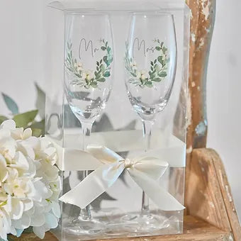 Glass Wedding Mr & Mrs Champagne Flute Set in Clear Gift Box